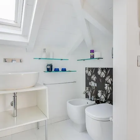 Villa Amendola Milanocity Villa With Private Garden! Mailand